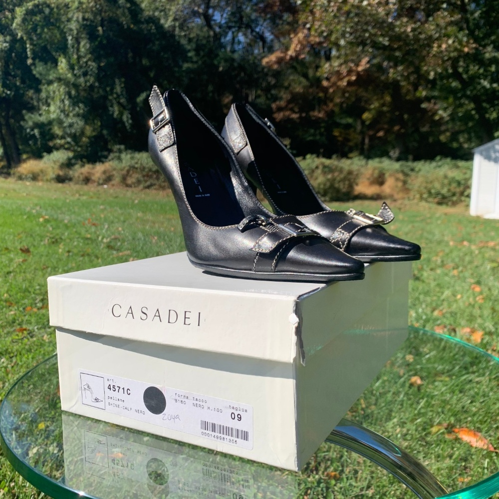 CASADEI + BUCKLE SLEEK STILETTO + BLACK
